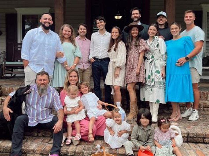 
Are all the kids of Duck Dynasty’s Willie and his wife Korie Robertson adopted? Wiki, Children, Family, Death, Houses 