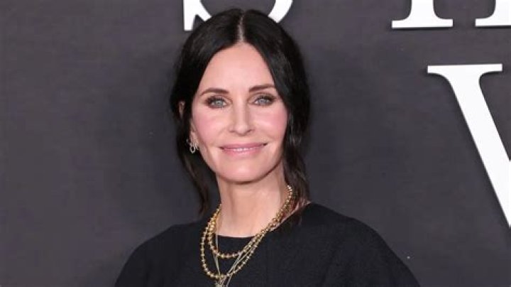 Courteney Cox Height, Weight, Net Worth, Age, Birthday, Wikipedia, Who, Nationality, Biography