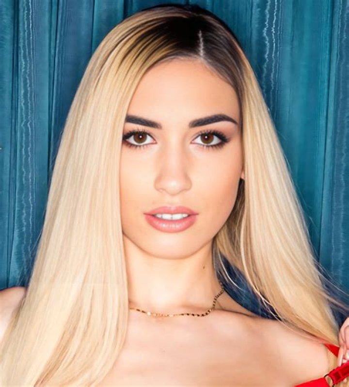
Ewelina Kanty Height, Age, Who, Facts, Biography, Wiki, Net Worth 