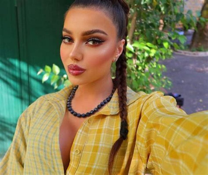 
Narbeh Babakhani Height, Weight, Net Worth, Age, Wiki, Who, Instagram, Biography 