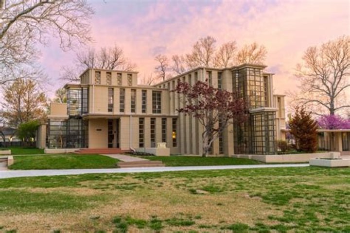 
Oklahoma mansion Westhope designed by Frank Lloyd Wright up for sale: All you need to know 