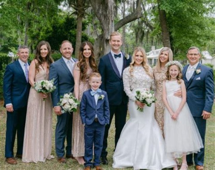 
Vanessa Rubio Husband – Is She Married? Parents And Siblings 
